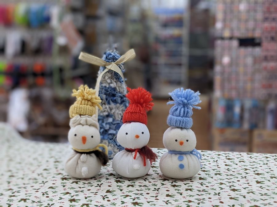 ふわふわスノーマン