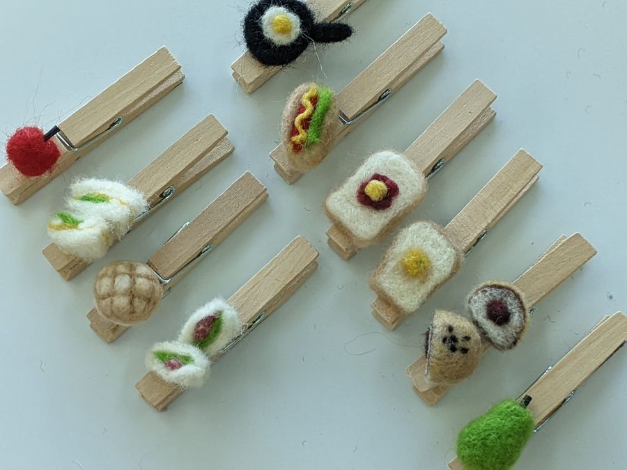 羊毛フェルトで「クリップデコレーション」